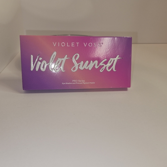 Violet Voss Other - Violet Voss Violet Sunset Eyeshadow Palette